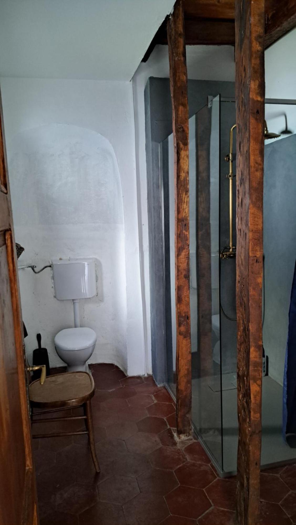 Casa Olmi Dependance Διαμέρισμα Castiglione dʼIntelvi Δωμάτιο φωτογραφία